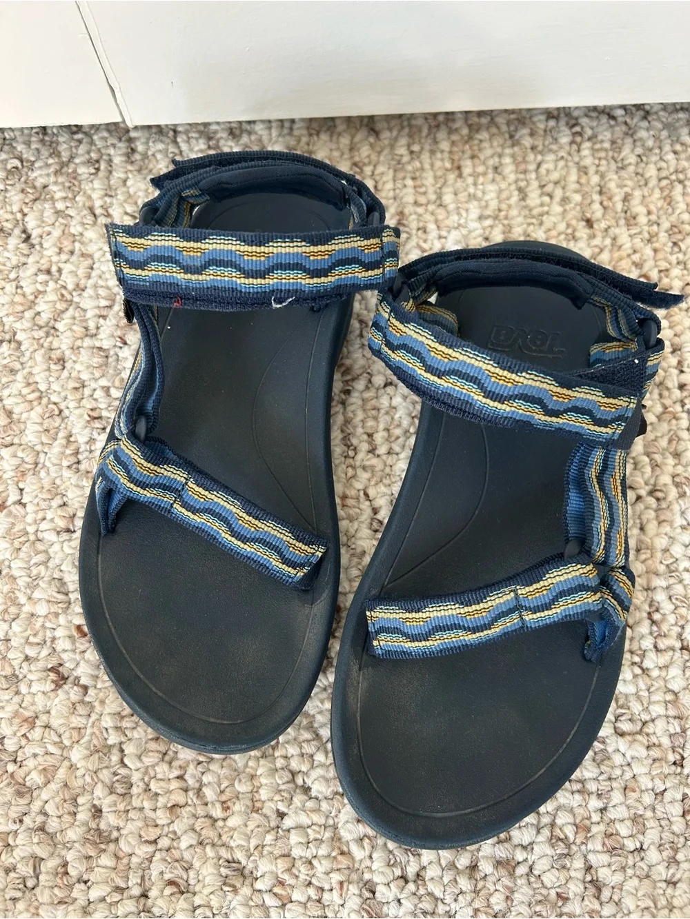 Teva Hurricane strap sandals navy, blue and yellow size 2 outdoors hiking